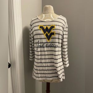 Game Day Couture WVU Top size Medium. Smoke free.